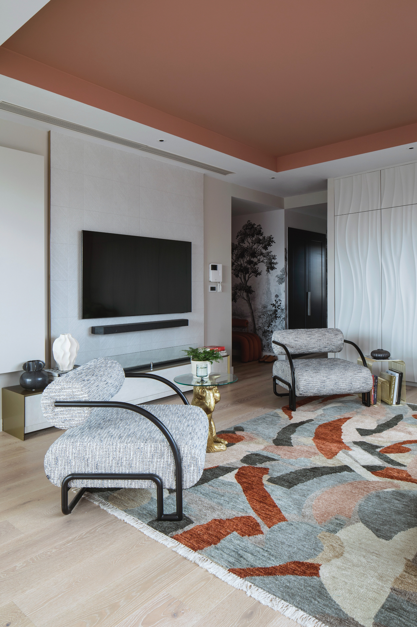 Interior Design for Flat in City Island by Krikla